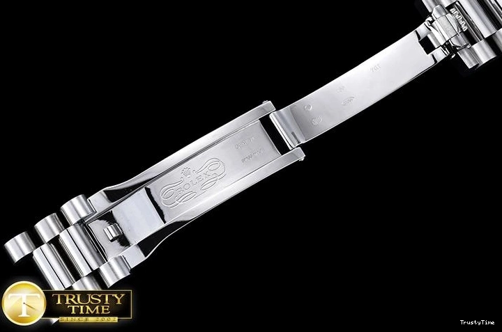 0805 RDD0203 – DayDate 40mm EasyMatch 669